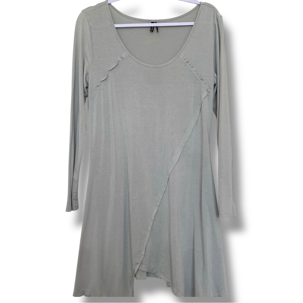 Stella Carakasi Long Sleeved Scoop Neck Asymmetrical Tunic Top Exposed Seam